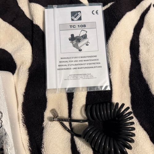 Compressor TC108 230/50 silent airbrush brand new