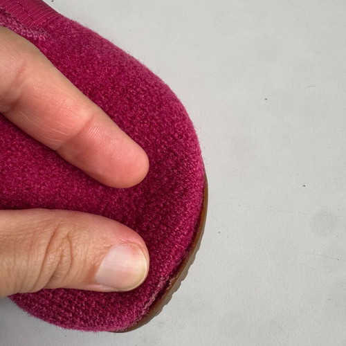Living Kitzbühel children's wool slippers size 30 used, pink, flexible sole