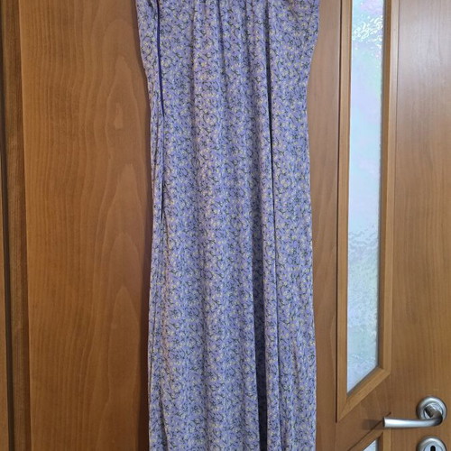 Lilac maxi dress with floral print and thin straps, size M
