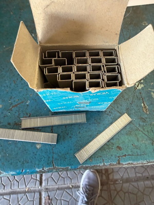A-Type Light Duty Staples 530/6 like new, 5000 pieces VIOKAR