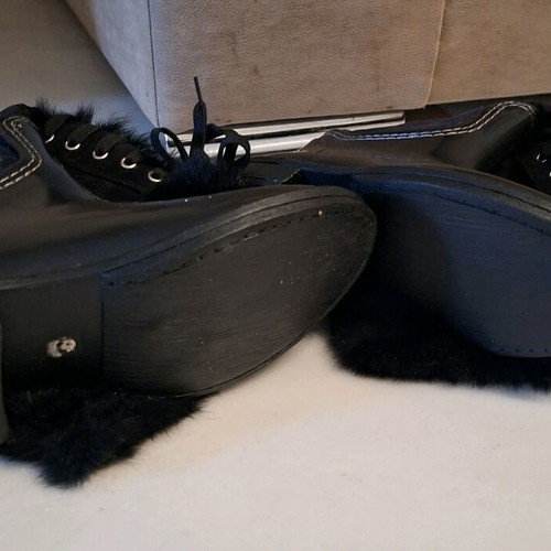 Roselight galotses new, black with fur and zipper, size 37
