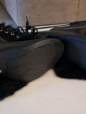 Roselight galotses new, black with fur and zipper, size 37