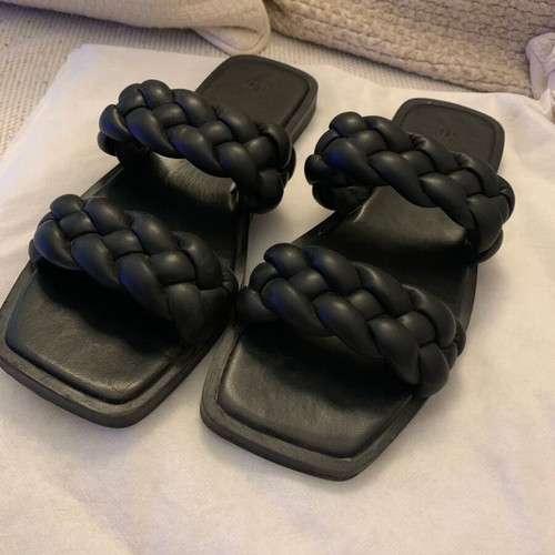H&M black sandals like new, size 41, braided faux leather