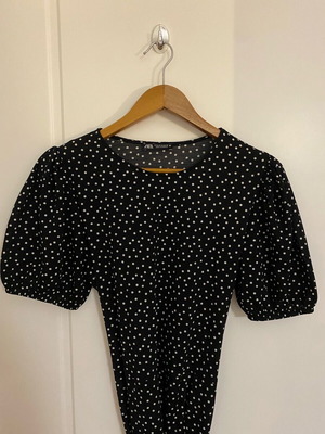 Midi polka dot dress Zara like new, black and white, size M