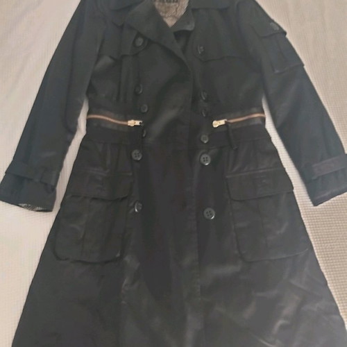 Women's black long coat new, size medium with lining