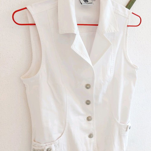 White denim vest used, elastic fabric, size L