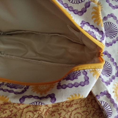 Beach bag with matching cotton shoulder bag and pouch, new, purple and yellow