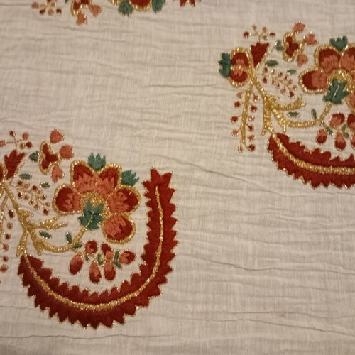 Handmade embroidery like new