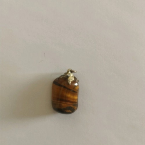 Tiger's Eye pendant like new with silver setting