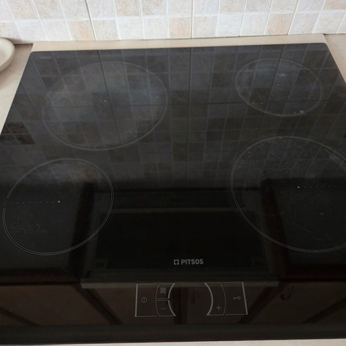Pitsos oven and cooktop set with 2 baking trays