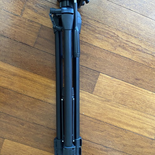 Swiss+Pro Advance RF-31 Tripod for Camera, like new, aluminum