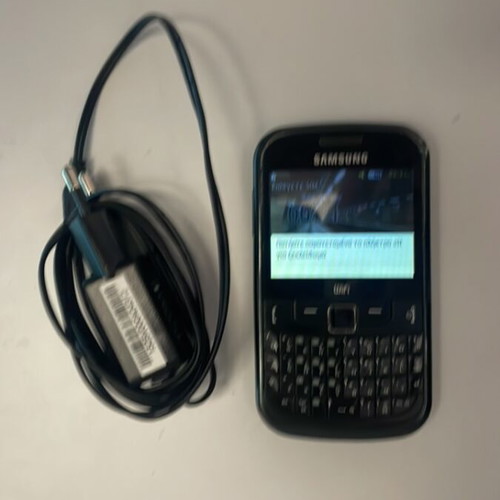 Samsung Chat 335 (GT-S3350) used, with charger and battery