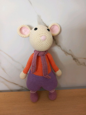 Handmade knitted mouse toy new