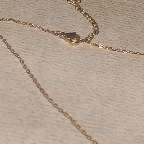 Women's necklace with purple stones