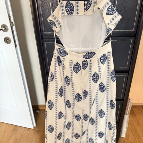 Zara dress with cut out waist, beige and blue