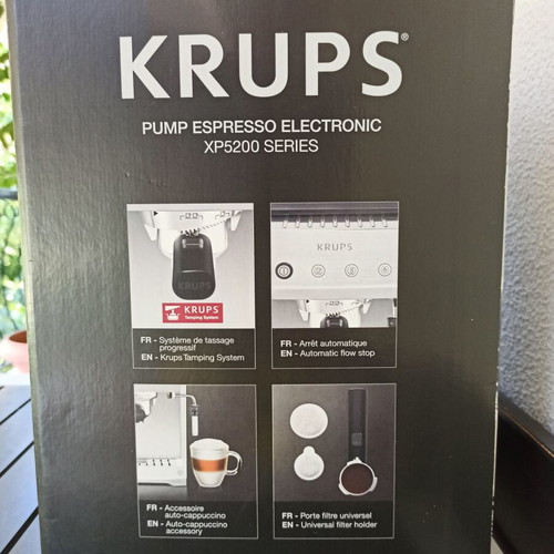 Krups XP 5200 Electronic Espresso Cappuccino Coffee Maker like new with milk frother