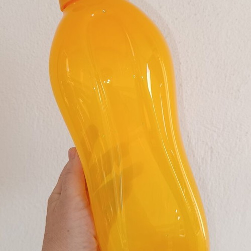 Tupperware 2-liter bottle, new