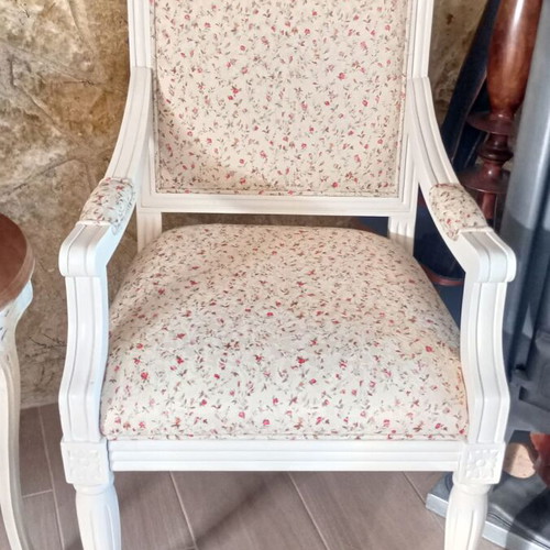 Country style solid wood armchair with floral fabric