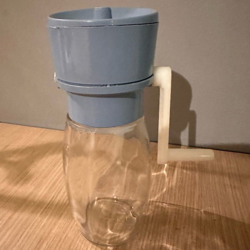 Kitchen tool for onions like new
