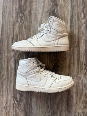 Air Jordan 1 Sail 2017 sneakers used, size 42, beige