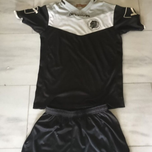 Givova Iraklio football kit like new, black