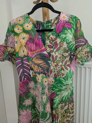 Vintage dress, tailored