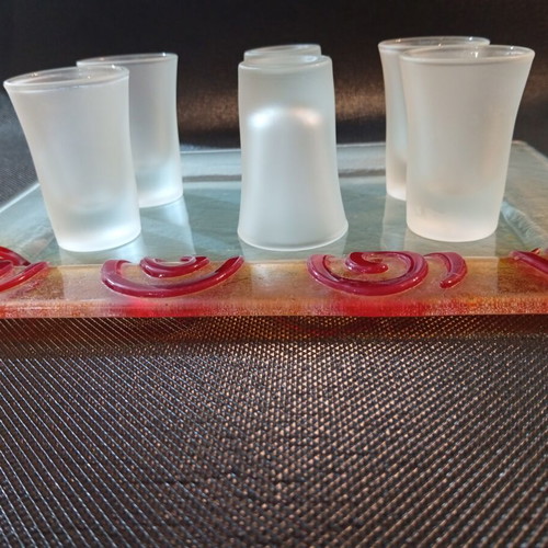Set of 6 shot glasses with tray like new