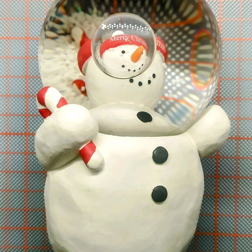Hallmark snowman snowglobe like new