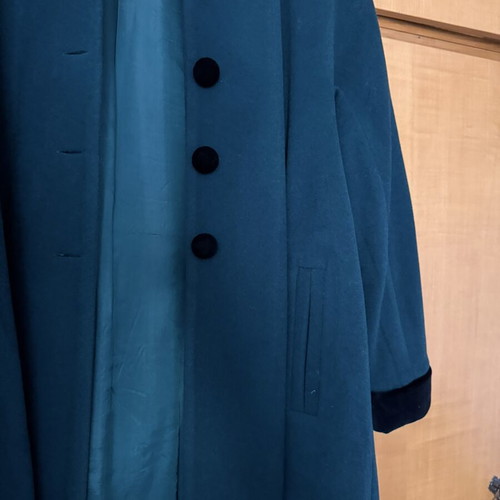 Coat like new, green cypress, size L