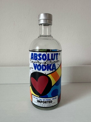 Collectible Absolut x Romero Britto 700ml bottle like new, empty