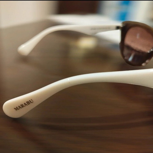 Marabu cat-eye sunglasses like new, brown with white arms