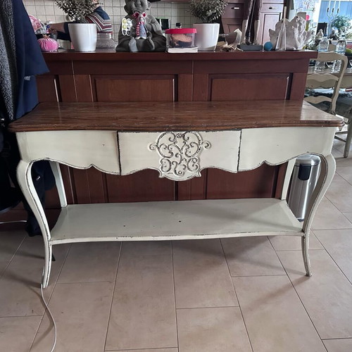 Romantic console like new with central drawer