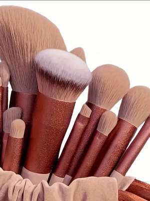 Makeup brush set new, 13 pieces