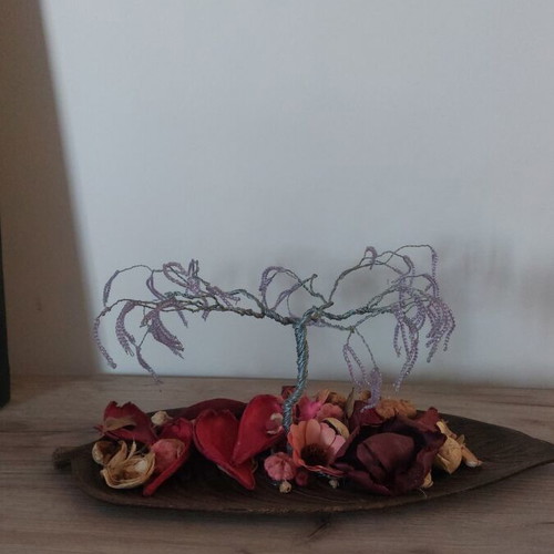 Decorative tree with wire and purple beads on wooden leaf new