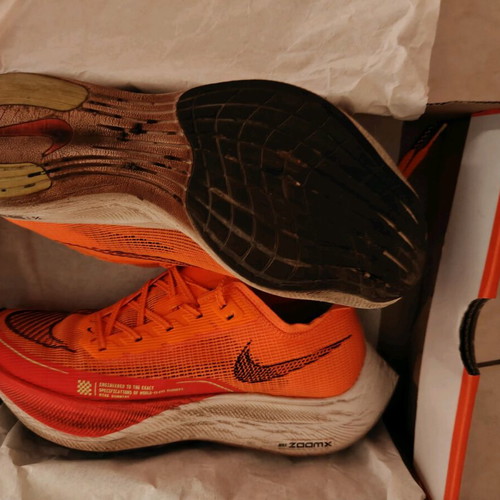 Nike running shoes used, size 42, orange