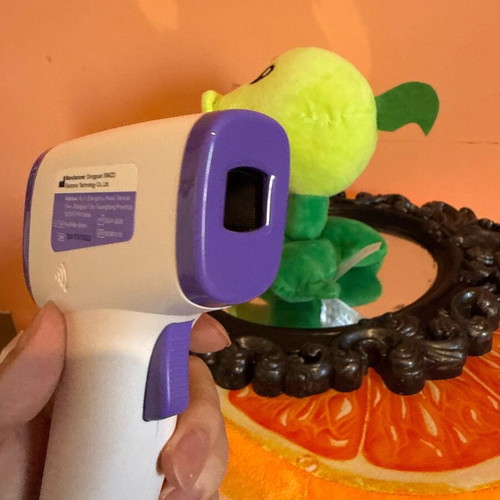 Digital Infrared Thermometer like new, contactless measurement