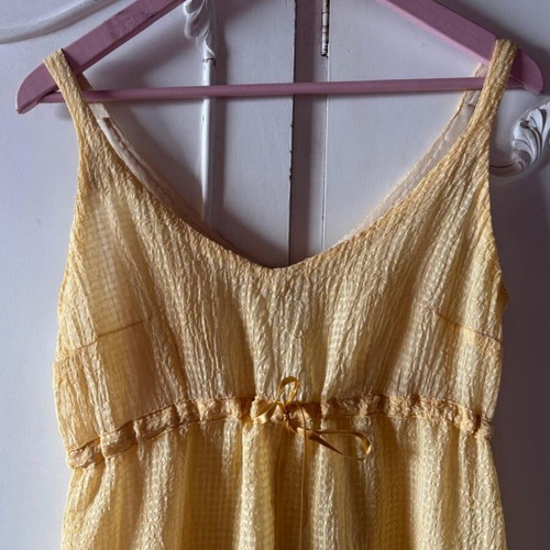 Yellow dress like new, empire waist, small-medium size