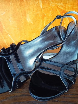Anastazi Bournazos sandals black patent leather, like new, size 41