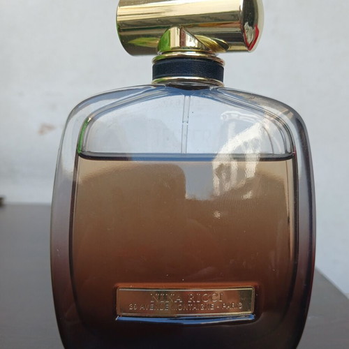 Nina Ricci Original women's perfume, like new, 30 ml Eau de Parfum