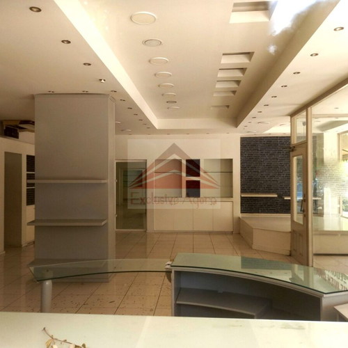 Commercial Store 130 sqm Corner Unit in Agia Paraskevi