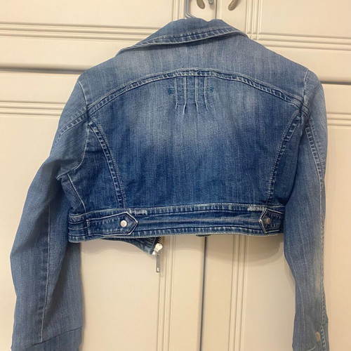 Denim short jacket size M like new, blue