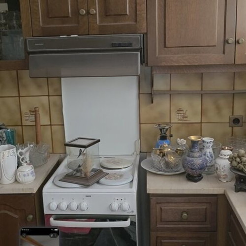 Oak Kitchen Cabinets like new, 10 meters, marble countertops