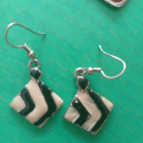 Earrings set of 5 pairs made of stainless steel and enamel new