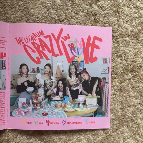 Itzy Kpop album Crazy In Love like new