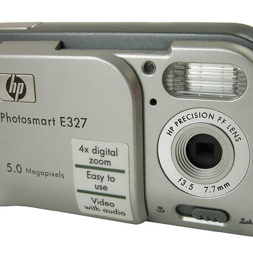 HP Photosmart E327 digital camera 5.0 MP