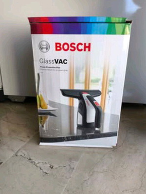 Bosch GlassVac glass cleaner new, handheld with accessories