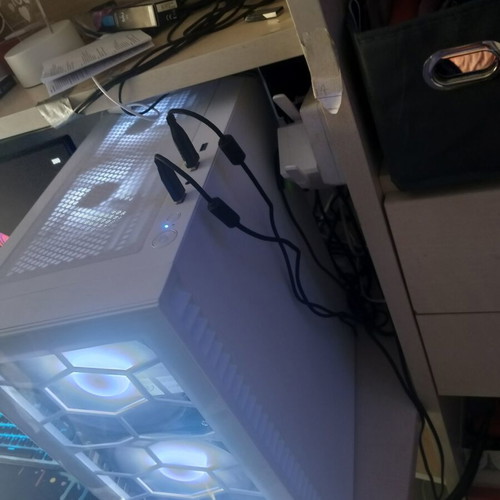 Gaming PC like new with AMD Ryzen 5 and NVIDIA GeForce RTX 5060