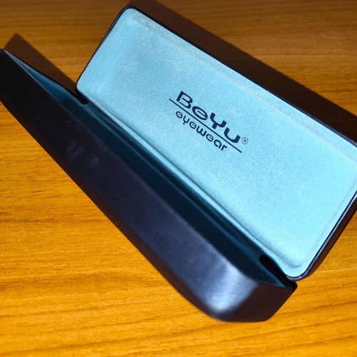 BeYu eyeglasses like new with case, brown tortoiseshell and blue tint