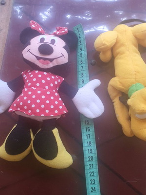 Minnie and Pluto figures like new