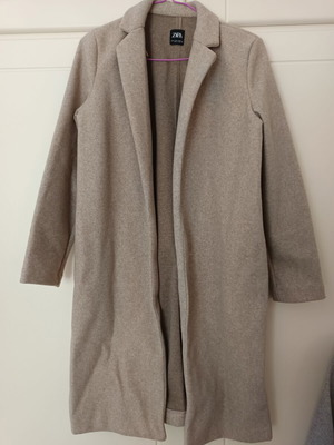Zara trench coat beige size medium new